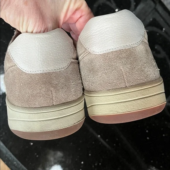 Mephisto Men's Beige Suede Leather Lace-Up Sneakers - Picture 5 of 9